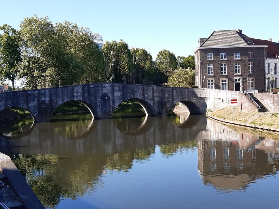 Roermond Uniek Stadspand, Compleet Woonhuis מראה חיצוני תמונה